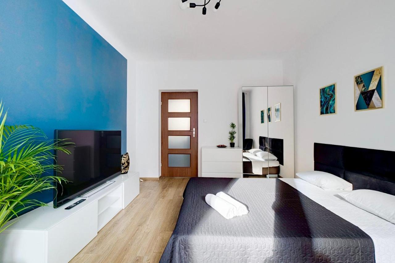 ורשה Charming Apartment In The City Center מראה חיצוני תמונה