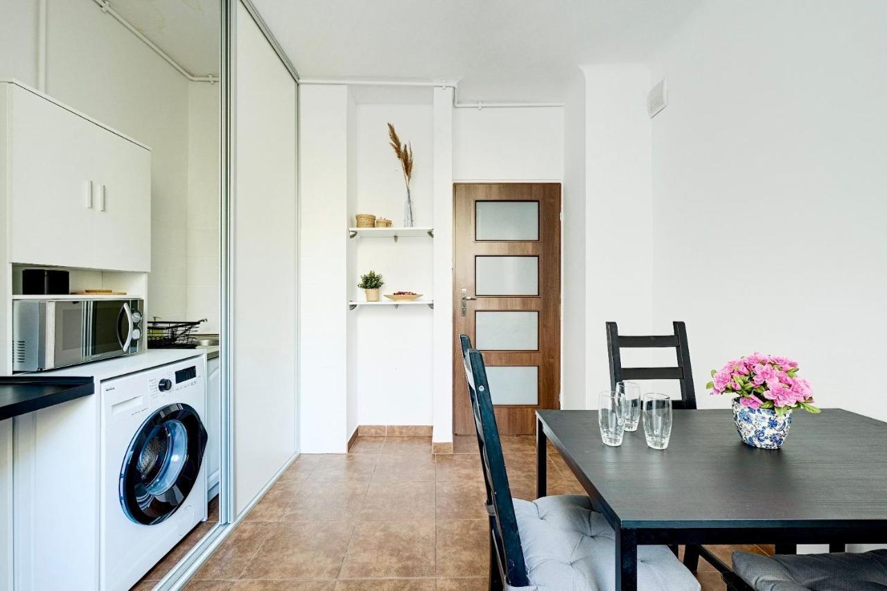 ורשה Charming Apartment In The City Center מראה חיצוני תמונה